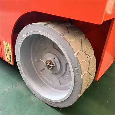 מעלית מספריים חשמלית הנעה עצמית